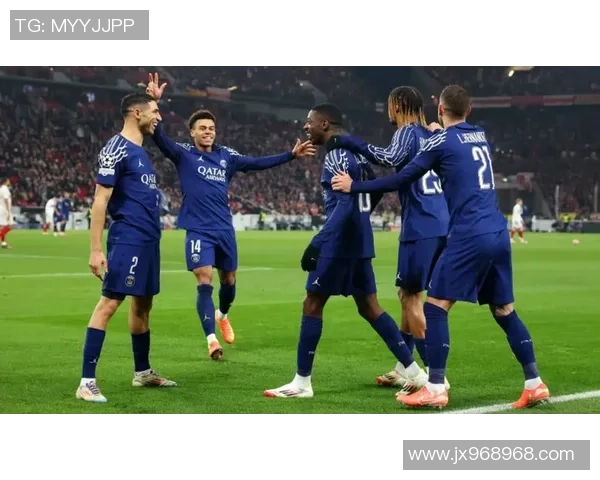 2020年曼联与巴黎圣日耳曼激战回顾:一场足球盛宴的精彩瞬间与战术较量 2020年曼联与巴黎圣日耳曼激战回顾:一场足球盛宴的精彩瞬间与战术较量