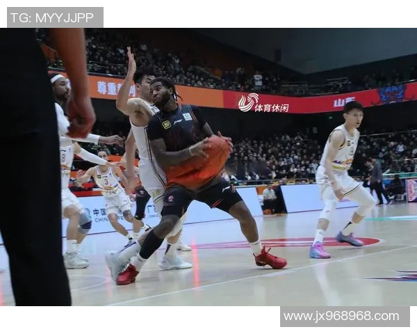 CBA新疆队与广州队精彩对决视频回放全程回顾与分析 CBA新疆队与广州队精彩对决视频回放全程回顾与分析