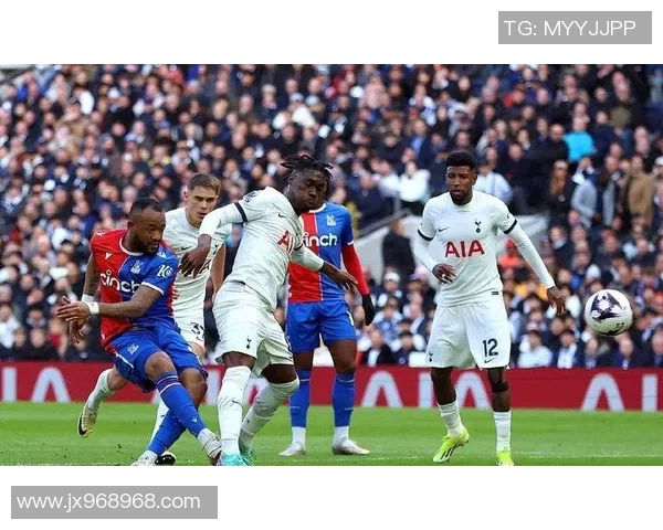 利物浦与热刺精彩对决回顾分析及比赛亮点总结 利物浦与热刺精彩对决回顾分析及比赛亮点总结