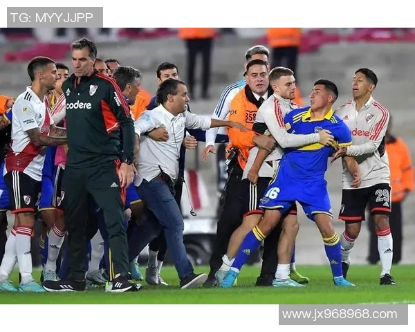 河床与博卡青年对决分析揭示双方战术特点与历史交锋数据